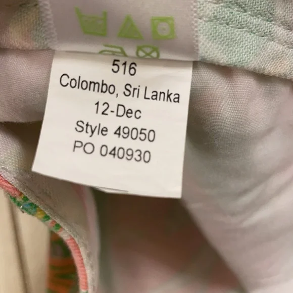 Lilly Pulitzer Clifton short - Picture 11 of 14